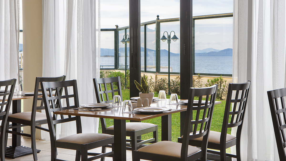 Zeus Essence Ramada Athens  (ex Ramada Athens Attica Riviera)